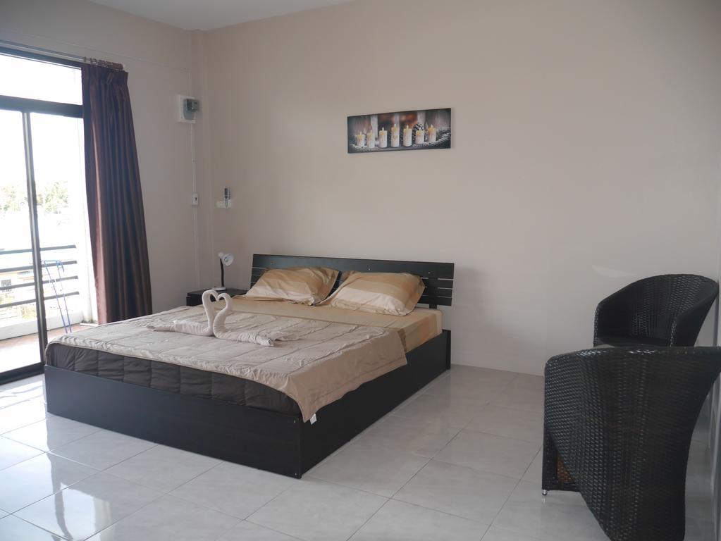Da Puccio Rawai Guesthouse Екстер'єр фото